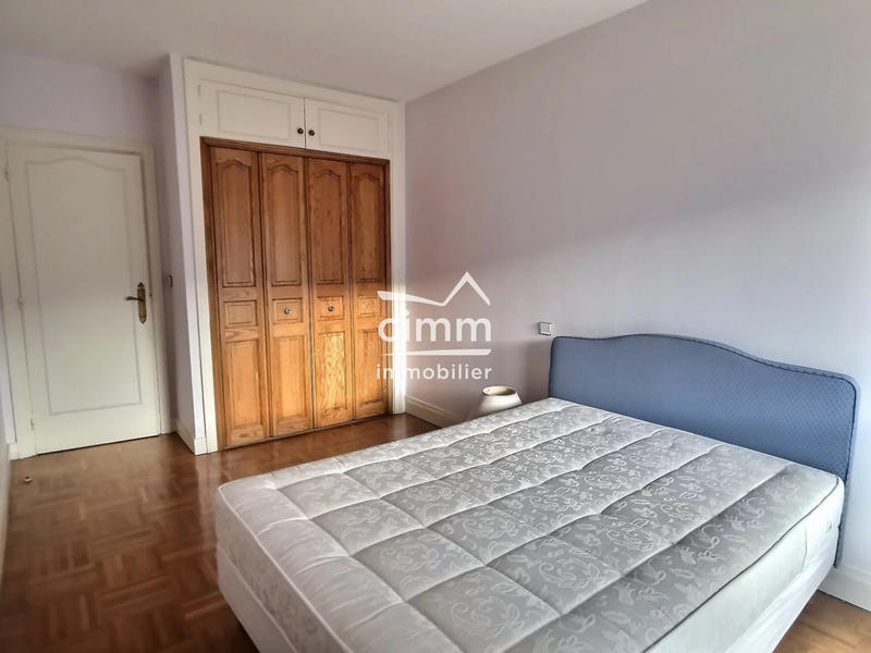 Appartement - 81 m² - 3 pièces