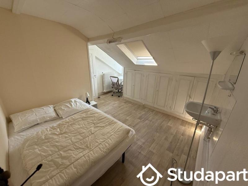 Chambre - 23 m² - 1 pièce