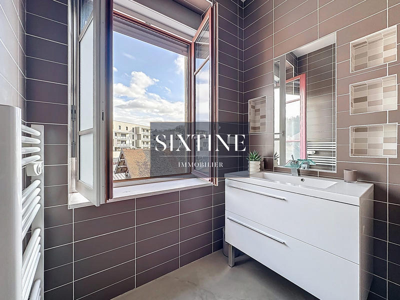 Appartement - 57 m² - 2 pièces