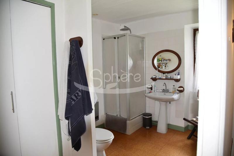 Propriété - 317 m² - 22 pièces