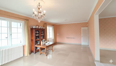Maison - 222 m² - 6 pièces