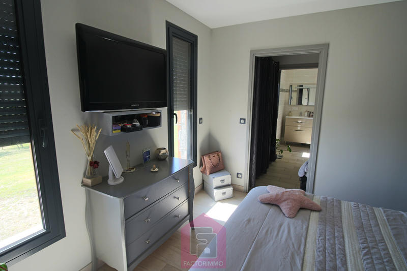 Maison - 140 m² - 5 pièces