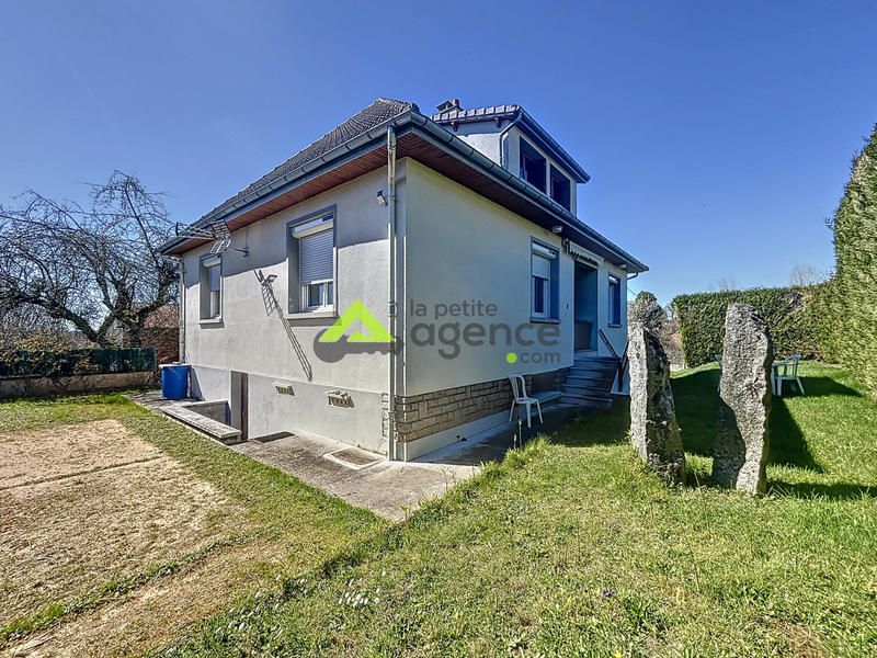 Maison - 105 m² - 4 pièces