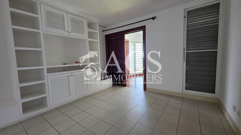 Appartement - 156 m² - 5 pièces