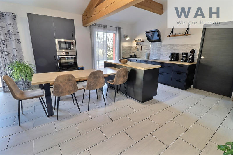 Villa - 160 m² - 6 pièces