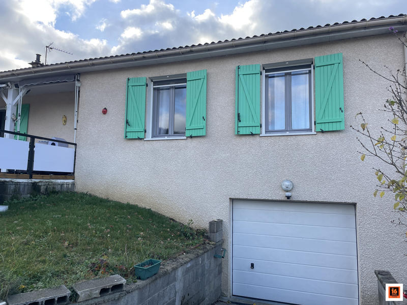 Maison - 90 m² - 4 pièces