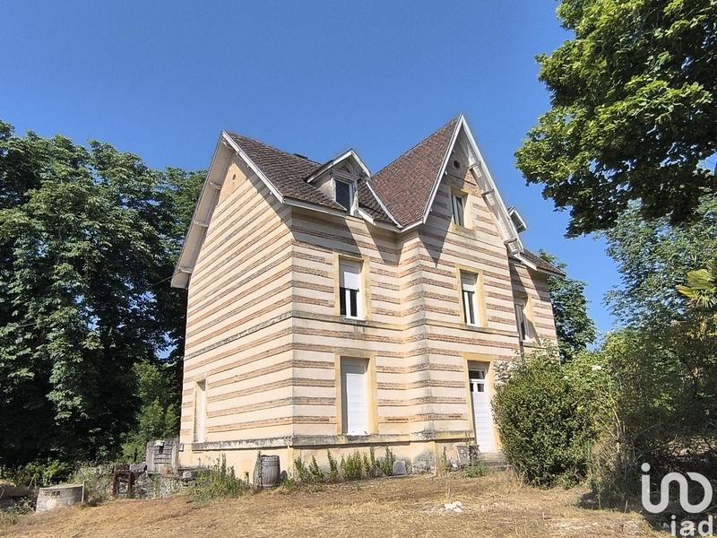 Château - 195 m² - 9 pièces