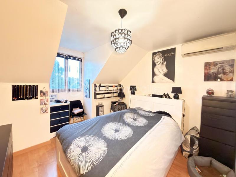 Maison - 135 m² - 6 pièces