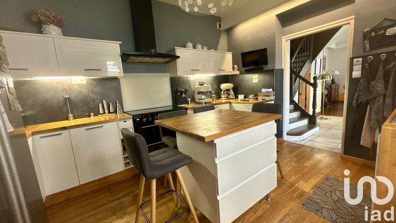 Maison - 190 m² - 8 pièces