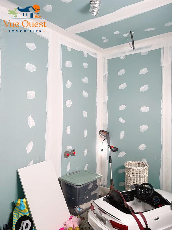 Maison - 96 m² - 4 pièces