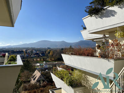 Appartement - 77 m² - 3 pièces