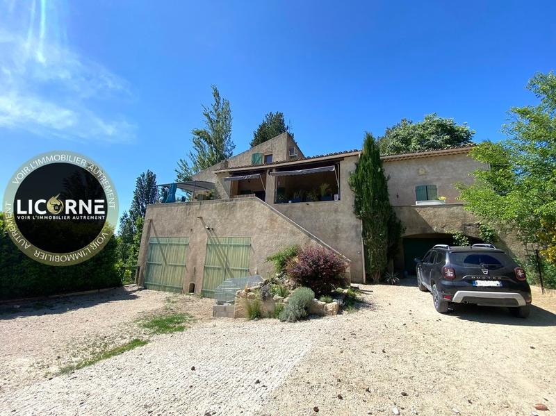 Villa - 195 m² - 7 pièces