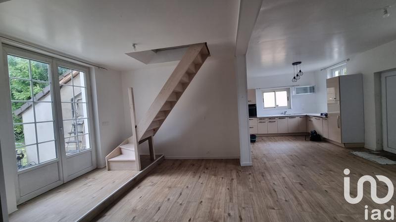 Maison - 93 m² - 5 pièces