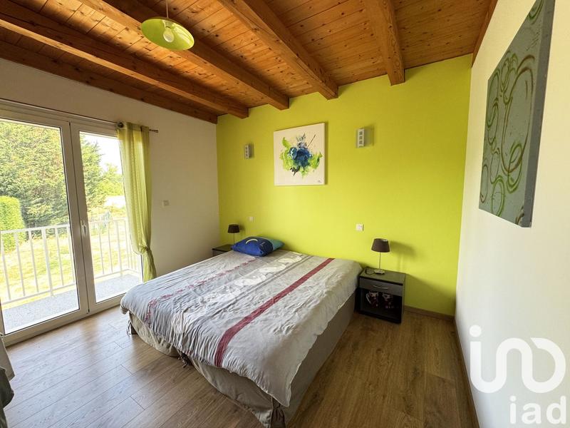 Maison - 205 m² - 7 pièces