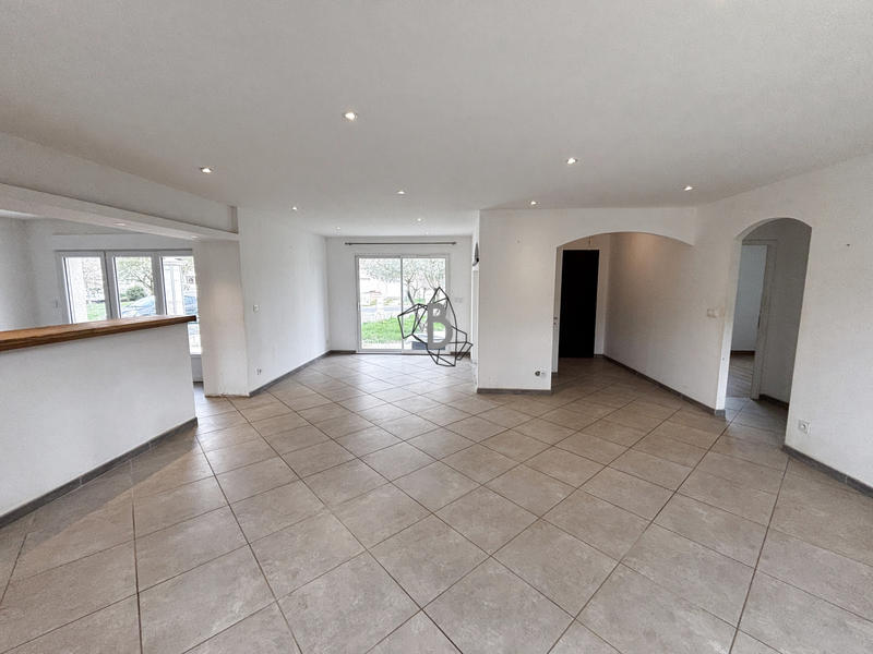 Maison - 98 m² - 4 pièces