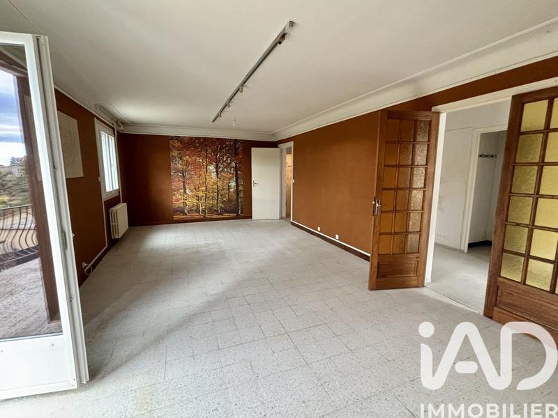 Maison - 205 m² - 8 pièces