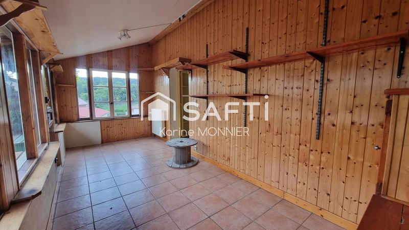 Maison - 250 m² - 9 pièces