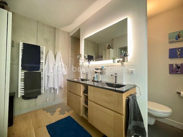 Villa - 185 m² - 6 pièces