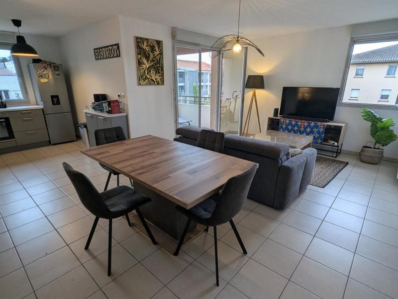 Appartement - 61 m² - 3 pièces