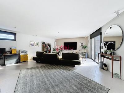 Maison - 135 m² - 5 pièces