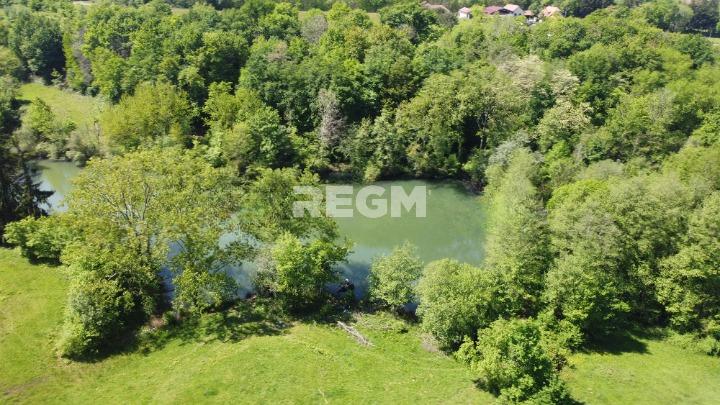 Propriété - 500 m² - 15 pièces