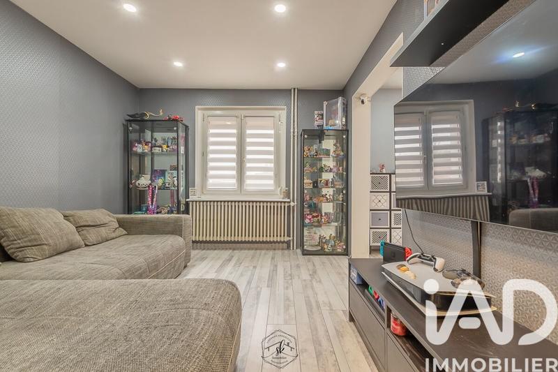 Maison - 80 m² - 5 pièces