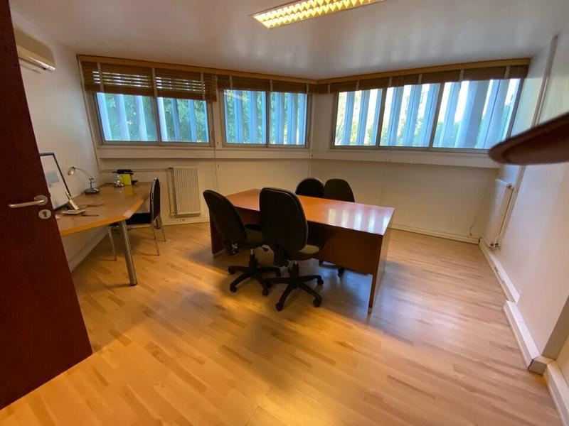 Bureau - 105 m²