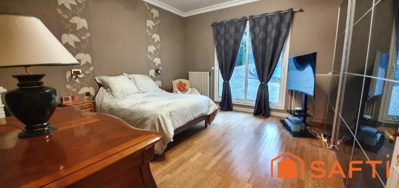 Maison de maîtres - 179 m² - 9 pièces