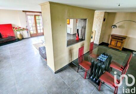 Maison - 262 m² - 8 pièces