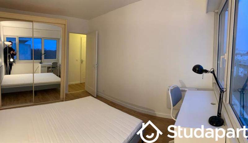 Chambre - 10 m² - 1 pièce