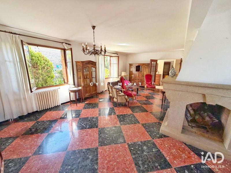 Maison - 159 m² - 5 pièces