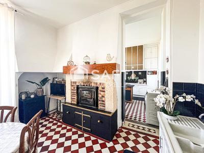 Maison - 450 m² - 12 pièces