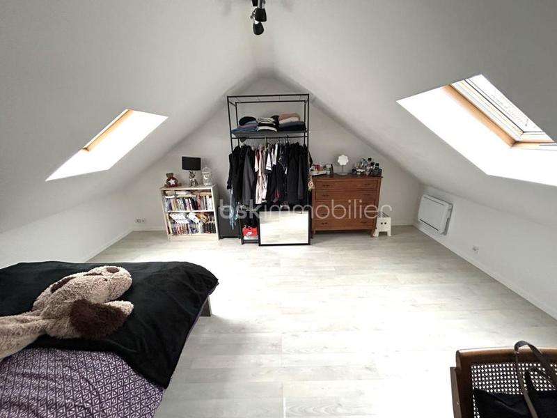 Pavillon - 90 m² - 5 pièces