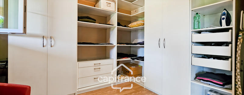 Maison - 182 m² - 4 pièces