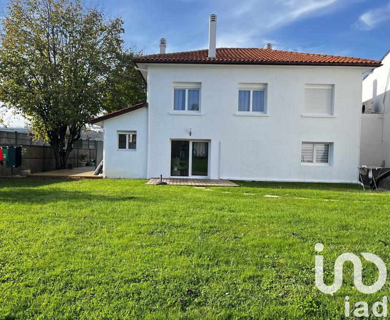 Maison - 137 m² - 4 pièces