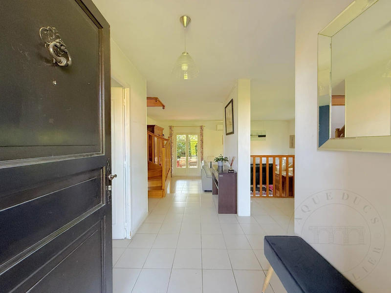 Maison - 131 m² - 6 pièces