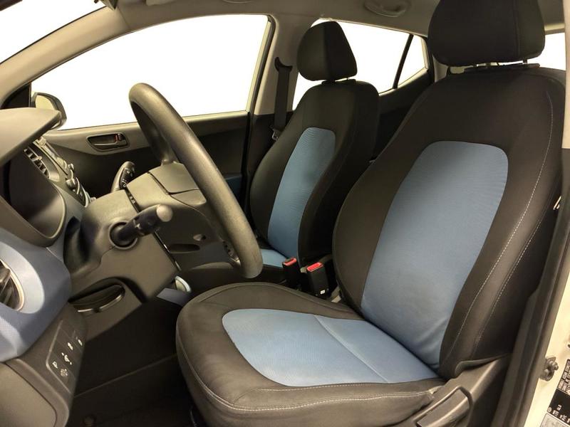 Hyundai i10 1.0 66 Blue Drive Sl Ea Sports