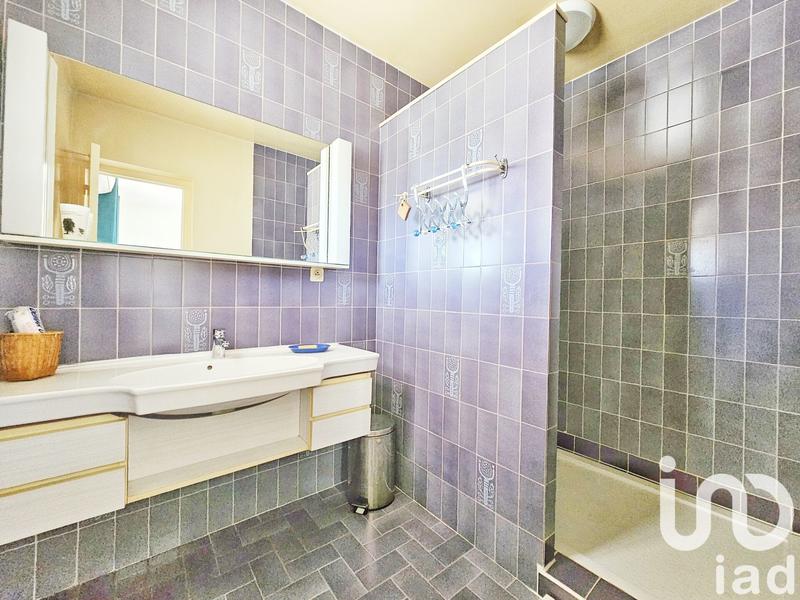 Maison - 260 m² - 8 pièces