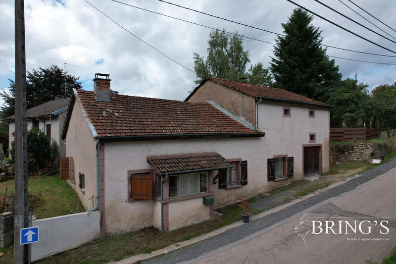 Maison - 99 m² - 4 pièces