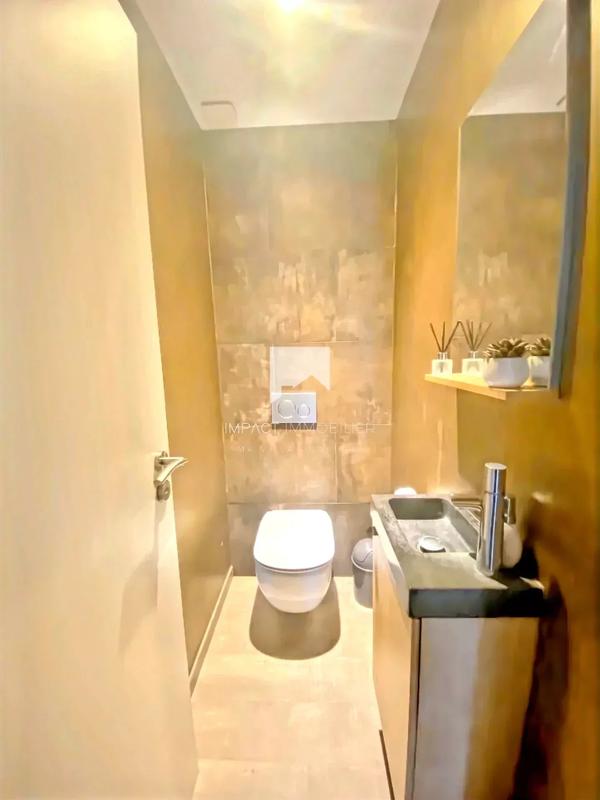 Maison - 105 m² - 5 pièces