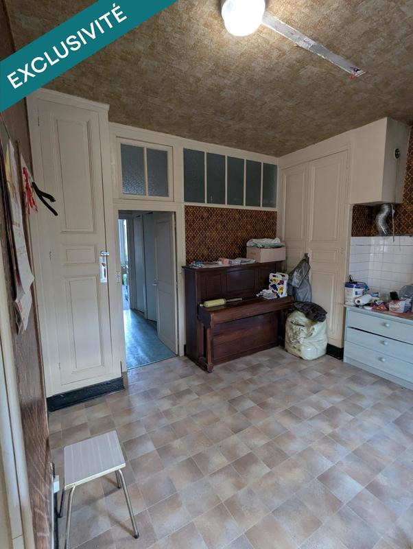 Maison - 220 m² - 6 pièces