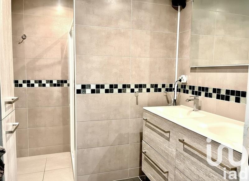 Maison - 87 m² - 5 pièces