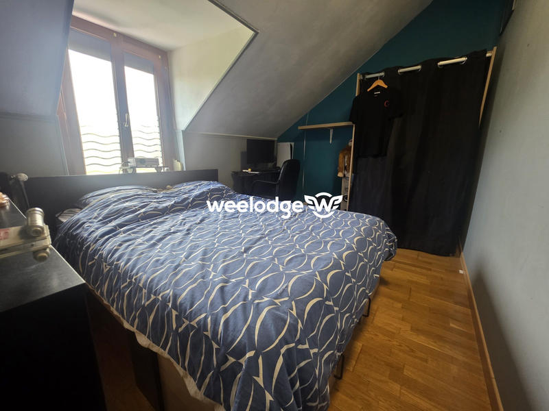 Maison - 94 m² - 5 pièces