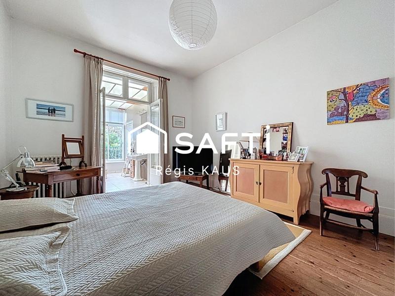 Maison - 199 m² - 7 pièces