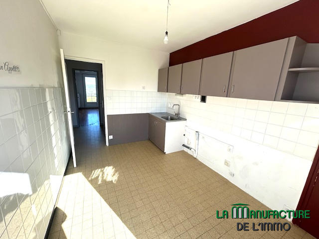 Appartement - 75 m² - 4 pièces