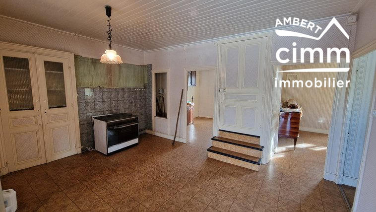 Maison - 157 m² - 8 pièces