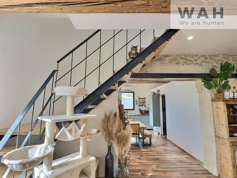 Propriété - 407 m² - 12 pièces