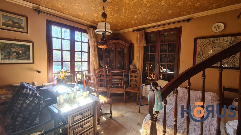 Viager - Maison ancienne - 200 m² - 6 pièces