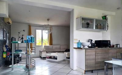 Maison - 106 m² - 5 pièces