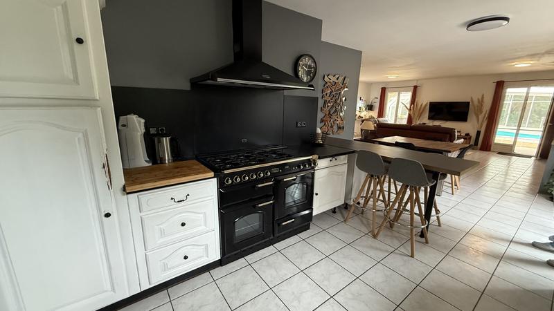 Maison - 110 m² - 5 pièces